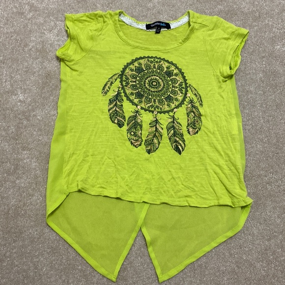 4 girls 4T shirts in excellent condition - Picture 4 of 11